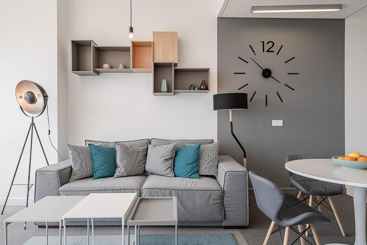 Rentplanet - Apartament Sky Tower Вроцлав Екстериор снимка